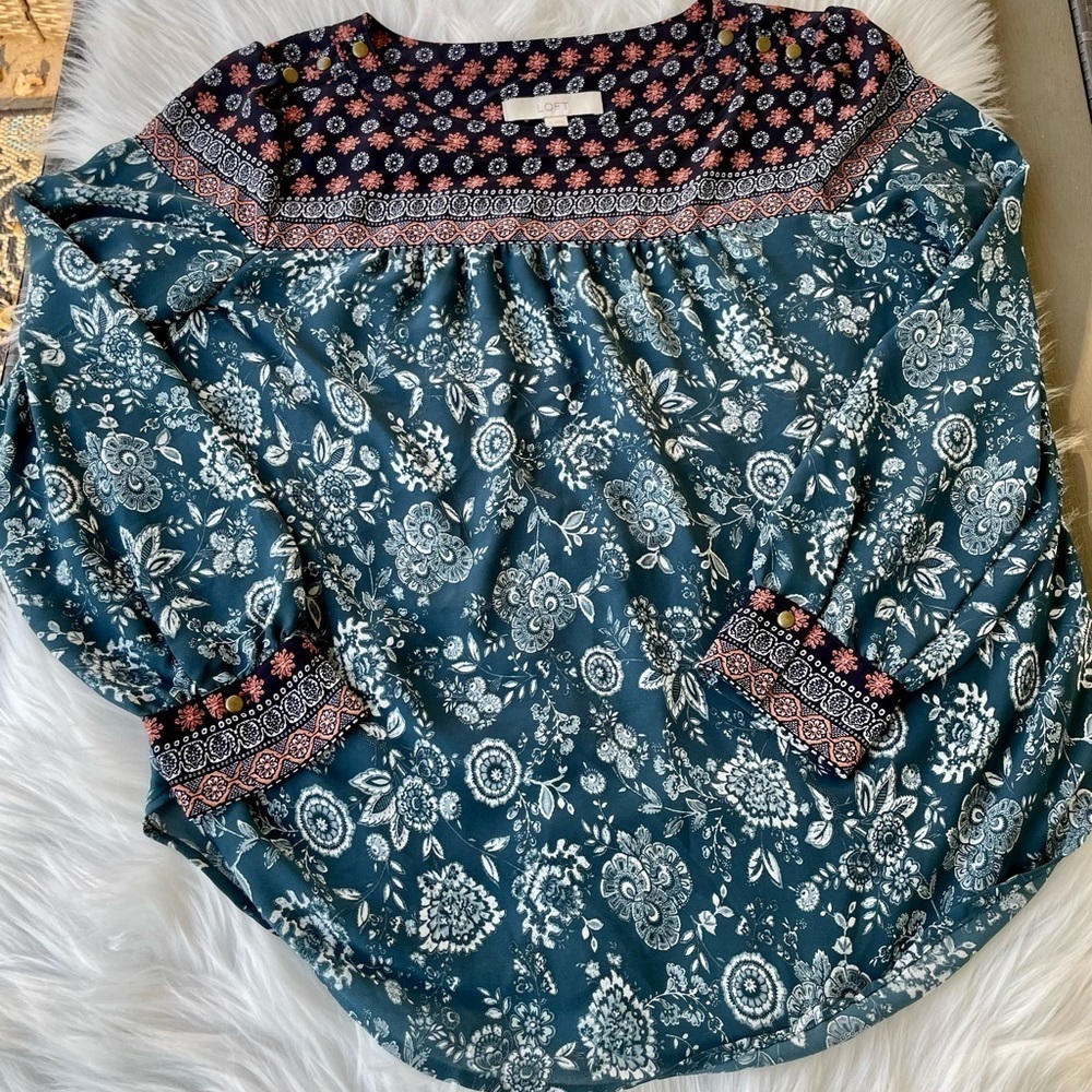 Loft - Patterned Blouse - Size Medium - image 1